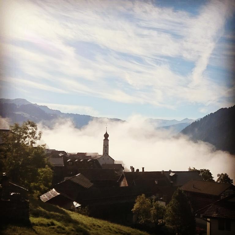 Gaestehaus Alpina In Fanas Værelse billede